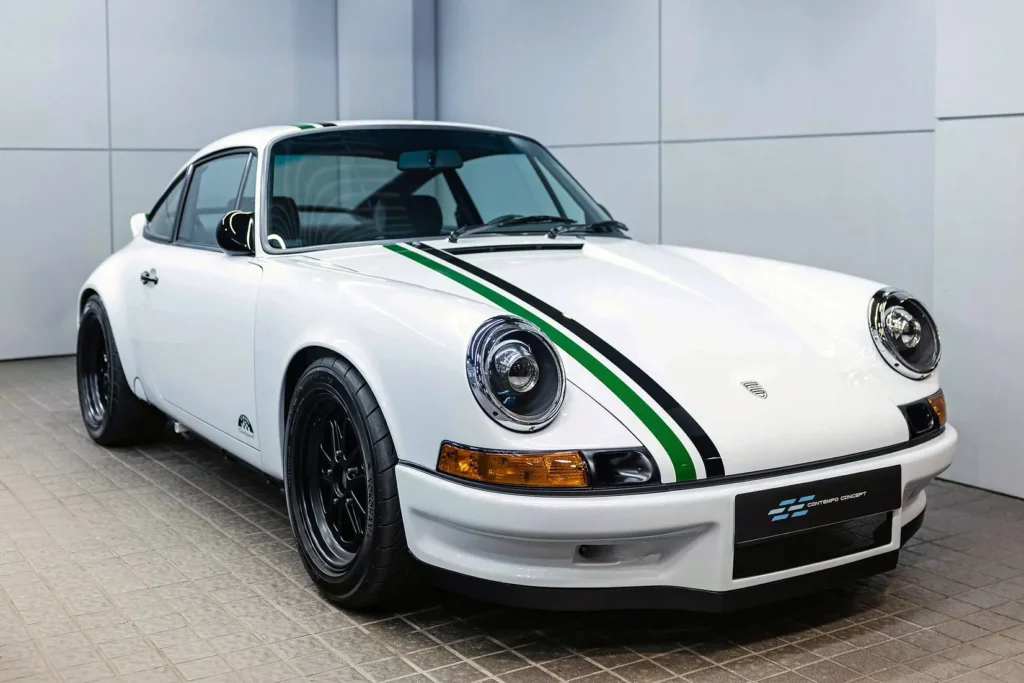Porsche 911 Paul Stephens Le Mans Classic Clubsport